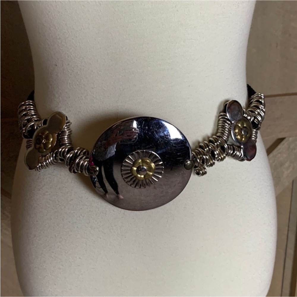 Metal belt with black braid and hook and chain closure - Picture 4 of 11